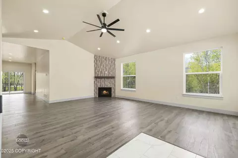 Living - 7254 E Riparian Loop, Palmer, AK 99645 photo 2 of 14