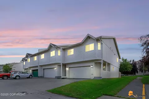 7031 Fairweather Park Loop # 33, Anchorage, AK 99518