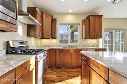Kitchen - 3175 Morgan Loop, Anchorage, AK 99516 photo 2 of 4