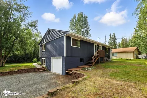 125 Fern St, Kenai, AK 99611