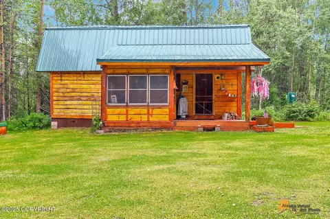 18257 N Fish Lake Rd, Chickaloon, AK 99674