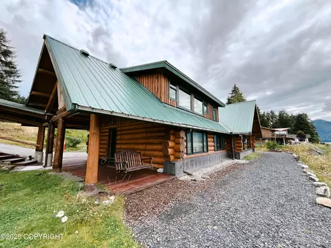 250 Mitkof Hwy, Petersburg, AK 99833