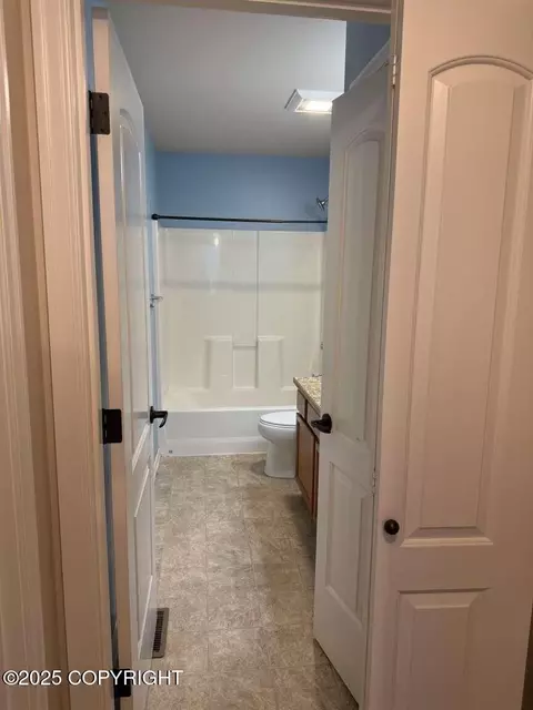 Bath - 12315 Vista Ridge Loop, Eagle River, AK 99577 photo 3 of 3