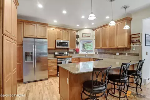 Kitchen - 10921 Adanak Cir, Eagle River, AK 99577 photo 2 of 5