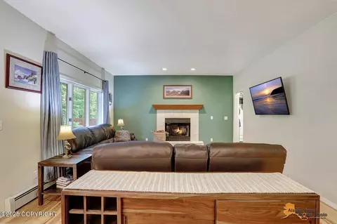 Living - 10921 Adanak Cir, Eagle River, AK 99577 photo 5 of 7