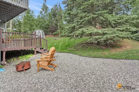 Exterior - 10921 Adanak Cir, Eagle River, AK 99577 photo 3 of 4