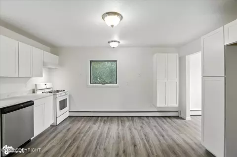 Kitchen - 22650 Sherman St, Chugiak, AK 99567 photo 3 of 3