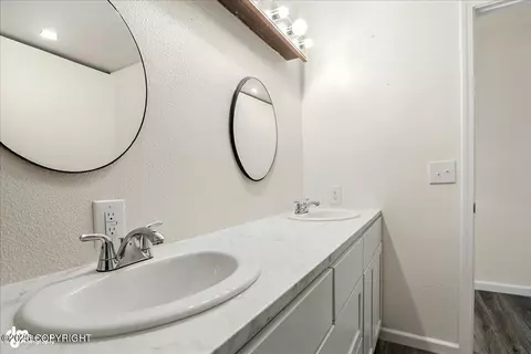Bath - 22650 Sherman St, Chugiak, AK 99567 photo 2 of 2
