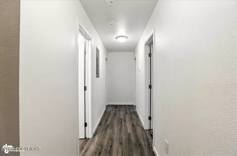Entry Way - 22650 Sherman St, Chugiak, AK 99567 photo 2 of 4