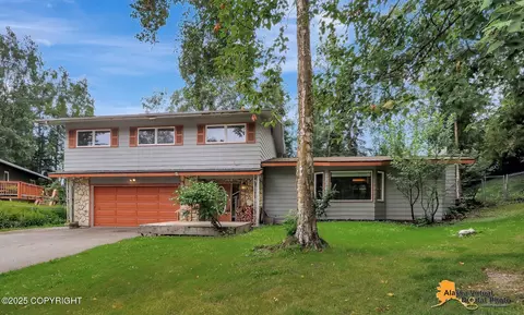 1336 Staubbach Cir, Anchorage, AK 99508