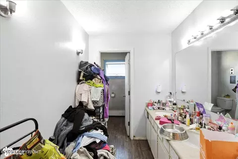 Bath - 6119 E 12th Ave, Anchorage, AK 99504 photo 3 of 3