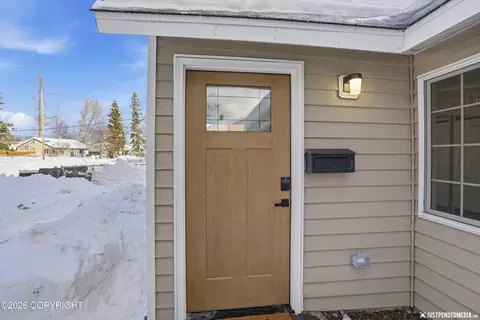 Entry Way - 1415 Twining Dr, Anchorage, AK 99504 photo 1 of 2