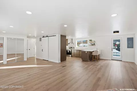 Living - 1415 Twining Dr, Anchorage, AK 99504 photo 4 of 4