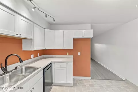 Kitchen - 501 E 13th Ave # 25, Anchorage, AK 99501 photo 6 of 6