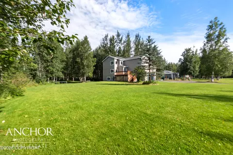 5173 E Brumage Dr, Wasilla, AK 99654
