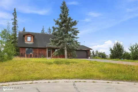 397 W Arlington Ave, Soldotna, AK 99669