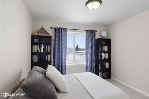 Bedroom - 16941 Ludlow Cir, Eagle River, AK 99577 photo 3 of 6