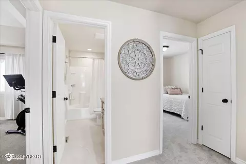 Entry Way - 16941 Ludlow Cir, Eagle River, AK 99577 photo 5 of 6