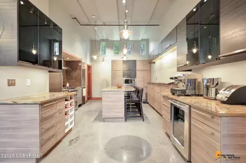 Kitchen - 19042 Baidarka St, Chugiak, AK 99567 photo 3 of 9