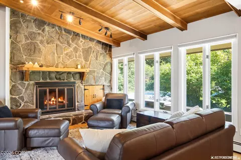 Living - 13100 Saunders Rd, Anchorage, AK 99516 photo 1 of 5