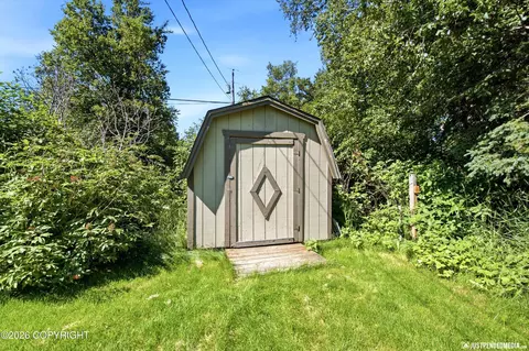 Exterior - 13100 Saunders Rd, Anchorage, AK 99516 photo 6 of 9