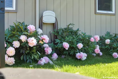Exterior - 13100 Saunders Rd, Anchorage, AK 99516 photo 3 of 9