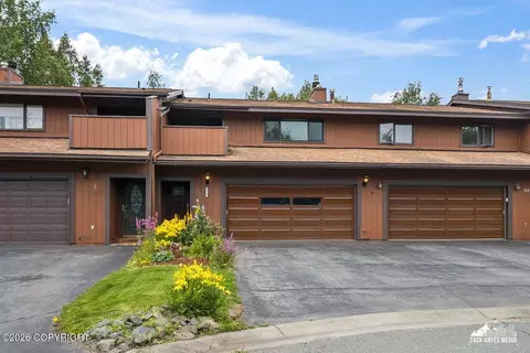 7822 Raymar Cir, Anchorage, AK 99518