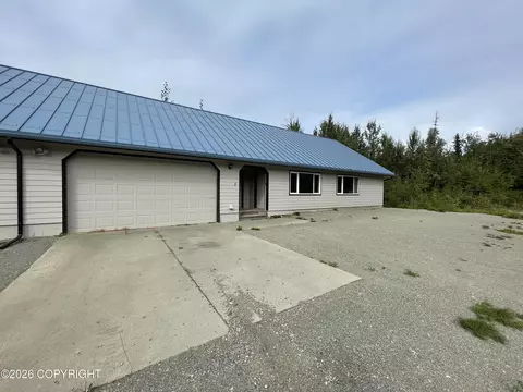 1825 N Silver Pond Cir, Wasilla, AK 99654