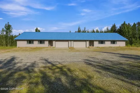 1825 N Silver Pond Cir, Wasilla, AK 99654