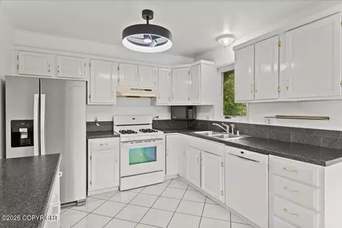 Kitchen - 30828 Sagwon Ave, Eagle River, AK 99577 photo 2 of 2