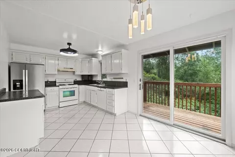 Kitchen - 30828 Sagwon Ave, Eagle River, AK 99577 photo 1 of 2