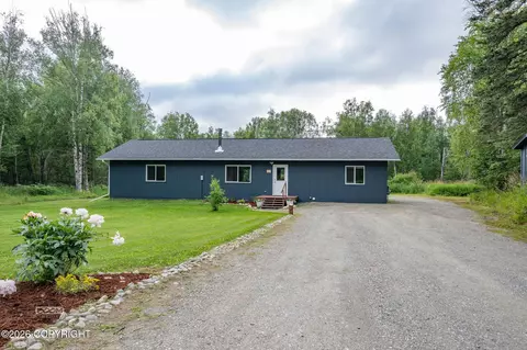 8281 E Gold Bullion Blvd, Palmer, AK 99645