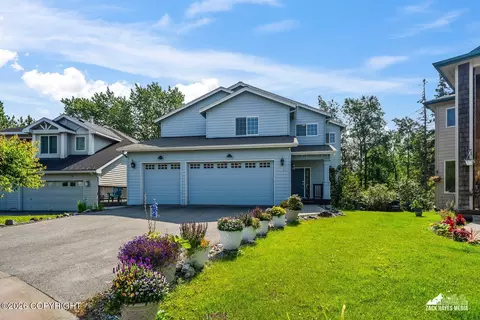 2940 Captain Cook Estates Cir, Anchorage, AK 99517