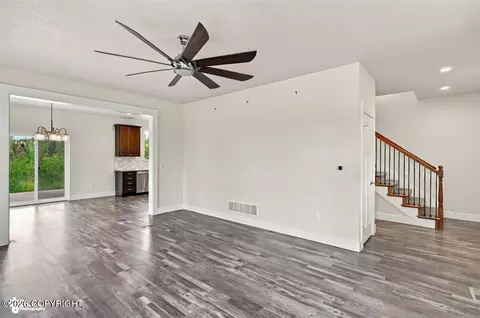 Living - 2017 E Ridgeview Dr, Wasilla, AK 99654 photo 1 of 2