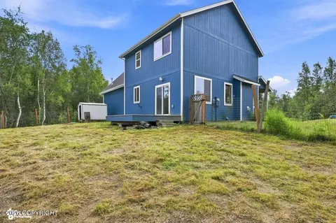 Exterior - 2017 E Ridgeview Dr, Wasilla, AK 99654 photo 3 of 5