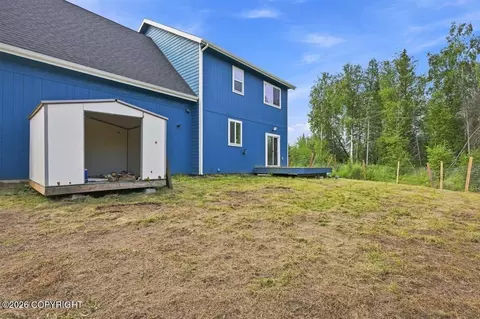 Exterior - 2017 E Ridgeview Dr, Wasilla, AK 99654 photo 4 of 5
