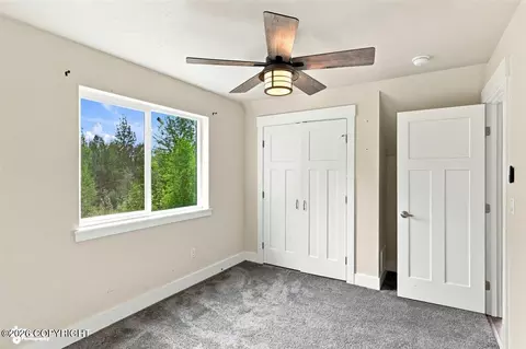 Bedroom - 2017 E Ridgeview Dr, Wasilla, AK 99654 photo 4 of 9