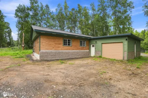 Exterior - 24641 Chugiak Dr, Chugiak, AK 99567 photo 3 of 4