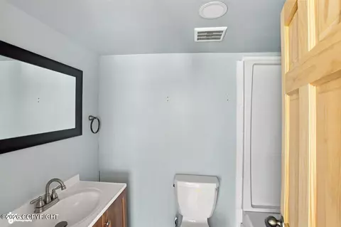 Bath - 24641 Chugiak Dr, Chugiak, AK 99567 photo 1 of 3