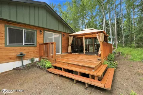 Exterior - 24641 Chugiak Dr, Chugiak, AK 99567 photo 1 of 4