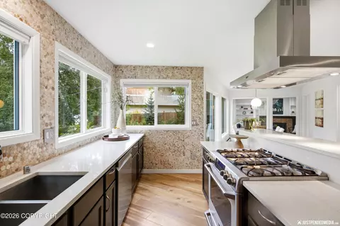 Kitchen - 10014 Main Tree Dr, Anchorage, AK 99507 photo 5 of 5