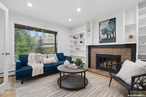 Living - 10014 Main Tree Dr, Anchorage, AK 99507 photo 6 of 10