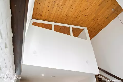 Entry Way - 10014 Main Tree Dr, Anchorage, AK 99507 photo 2 of 5