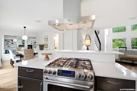 Kitchen - 10014 Main Tree Dr, Anchorage, AK 99507 photo 4 of 5