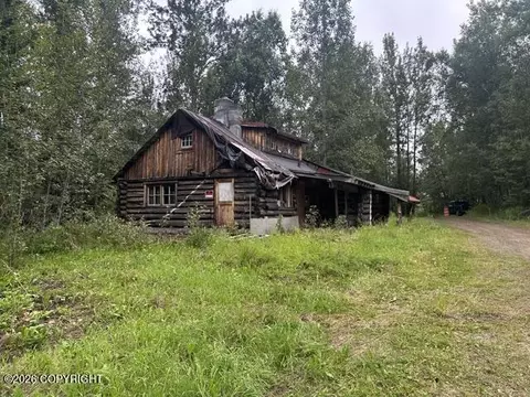 20040 Laughlin St, Chugiak, AK 99567 photo 4