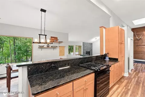 Kitchen - 27336 Golden Eagle Ct, Chugiak, AK 99567 photo 4 of 5