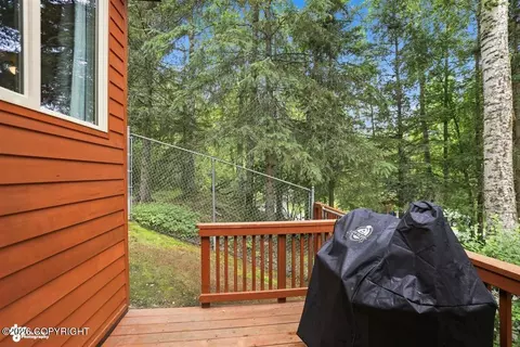 Exterior - 27336 Golden Eagle Ct, Chugiak, AK 99567 photo 3 of 10