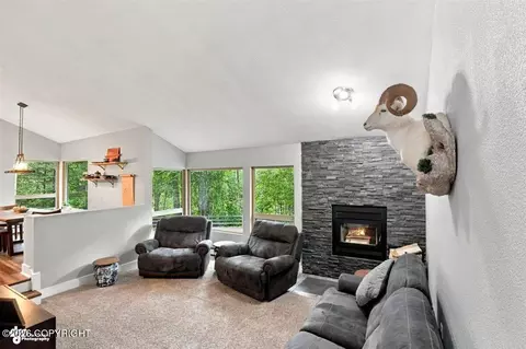 Living - 27336 Golden Eagle Ct, Chugiak, AK 99567 photo 1 of 4