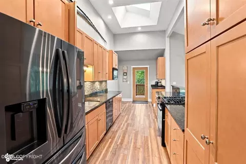 Kitchen - 27336 Golden Eagle Ct, Chugiak, AK 99567 photo 1 of 5