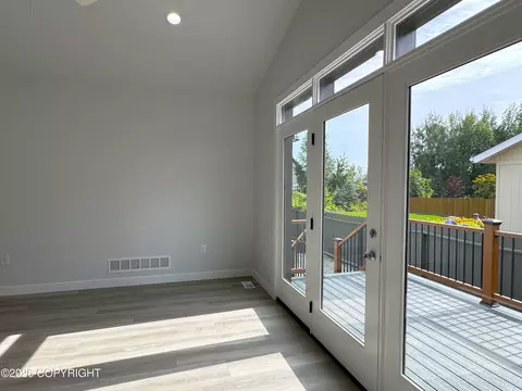 Living - 11303 Willene Dr, Anchorage, AK 99516 photo 4 of 4